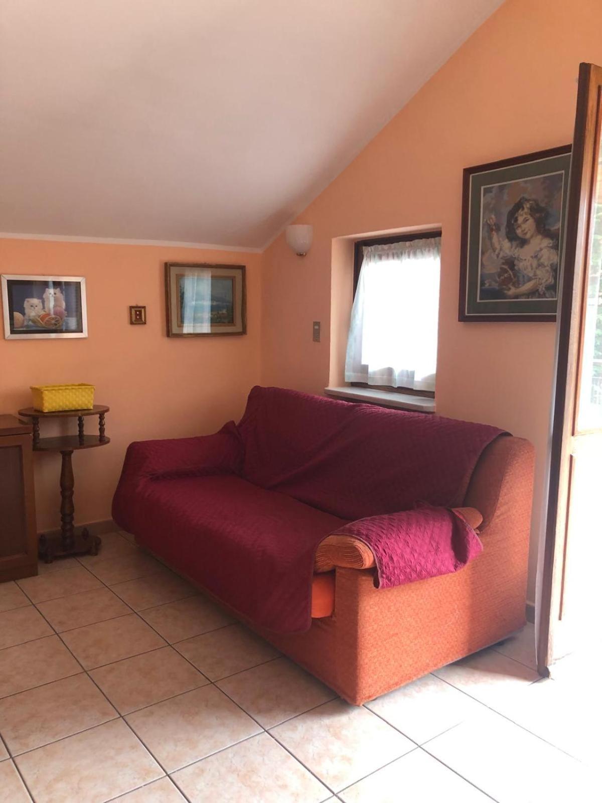 Graziosa Mansarda Apartamento